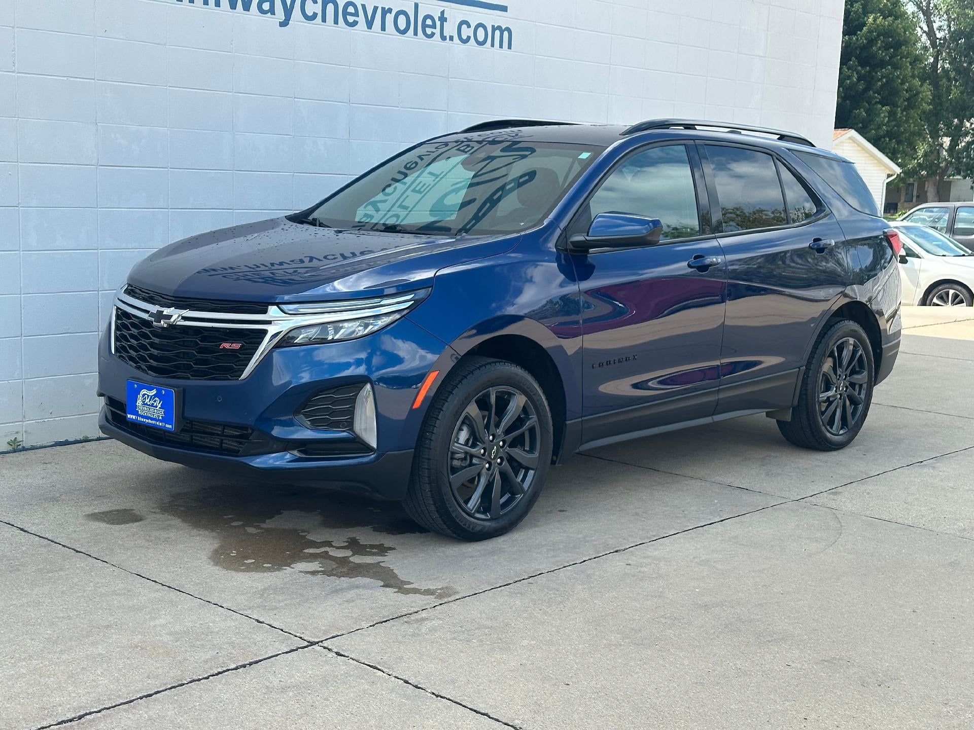 2022 Chevrolet Equinox — side profile view