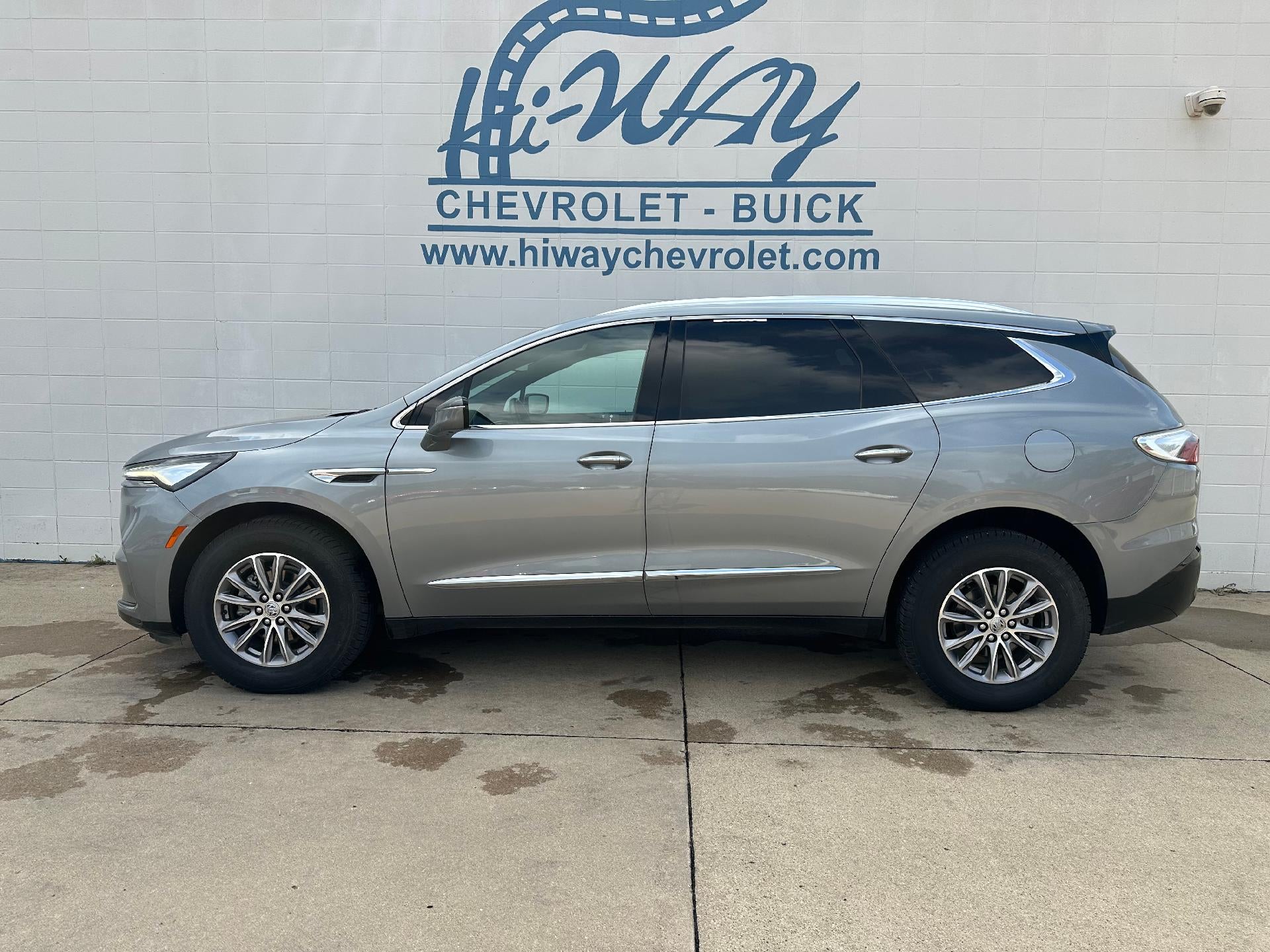 2023 Buick Enclave Premium in Moonstone Gray Metallic — front three-quarter view
